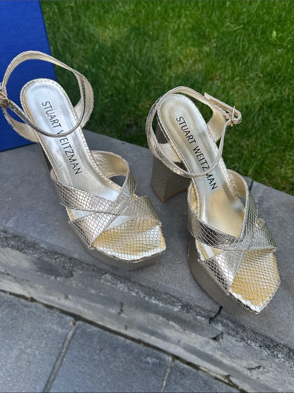 Stuart Weitzman absolutely gorgeous